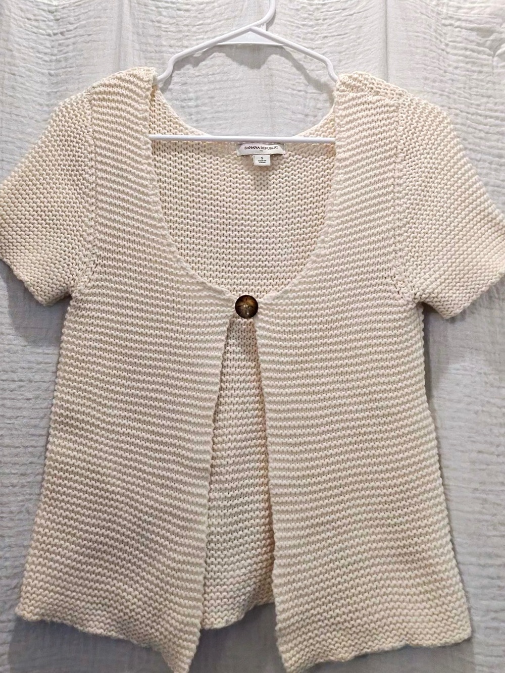 Banana Republic Vintage One Button Chunky Knit Shrug Cardigan  Cream 100% Cotton